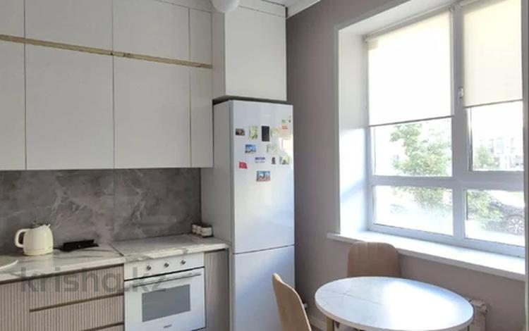 2-бөлмелі пәтер · 50 м² · 1/9 қабат, Толе Би 25а — проспект Туран- проспект Улы Дала. Школа N 45, бағасы: 33.8 млн ₸ в Астане, Нура р-н — фото 2