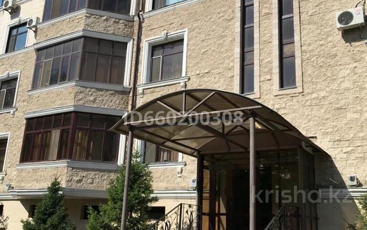 4-комнатная квартира · 190.3 м² · 2/4 этаж, мкр Комсомольский 5 за 165 млн ₸ в Астане, Есильский р-н — фото 2
