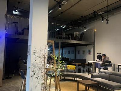 Свободное назначение, офисы, магазины и бутики, салоны красоты, фитнес и спорт, образование, развлечения, кабинеты и рабочие места, студии · 260 м² за ~ 3 млн 〒 в Астане, Есильский р-н