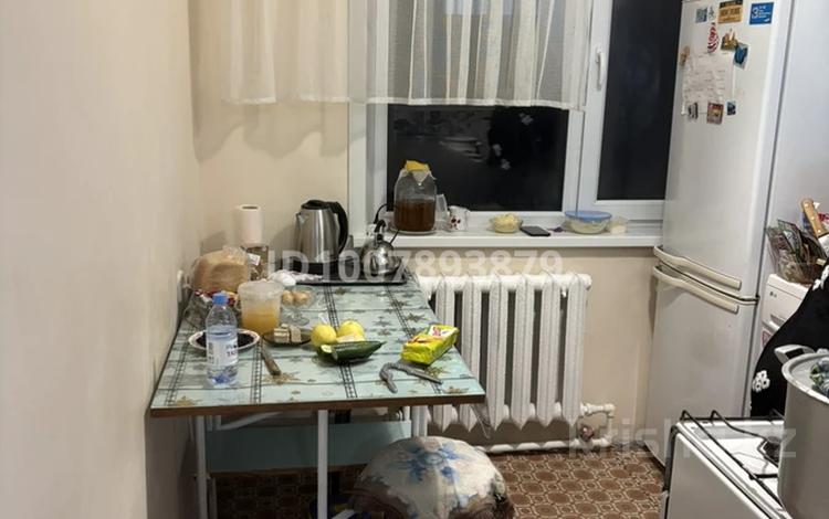 3-бөлмелі пәтер · 62 м² · 5/5 қабат, Алия Молдагулова 25, бағасы: 10 млн ₸ в  — фото 2