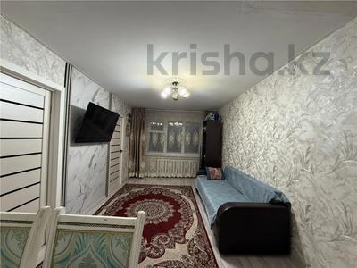 3-комнатная квартира · 46.9 м² · 1/5 этаж, мкр Юго-Восток, Строителей — рынок Арай за 14.8 млн ₸ в Караганде, Казыбек би р-н