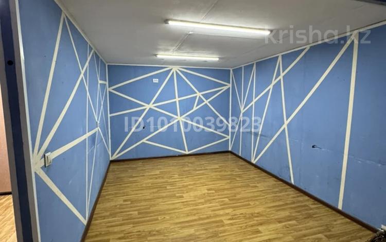 Свободное назначение, офисы, склады, азс, автосервисы и автомойки, общепит, салоны красоты, сельское хозяйство, бани, гостиницы и зоны отдыха, фитнес и спорт, медцентры и аптеки, образование, развлечения, конференц-залы, кабинеты и рабочие места, студии · 74 м² за 520 000 〒 в Алматы, Бостандыкский р-н — фото 2