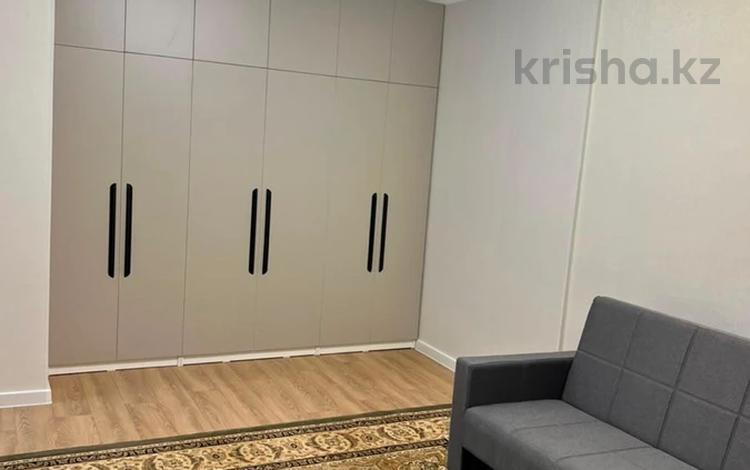 1-комнатная квартира · 40 м² · 9/12 этаж, К. Толеметова 83 за 200 000 ₸ в Шымкенте — фото 2