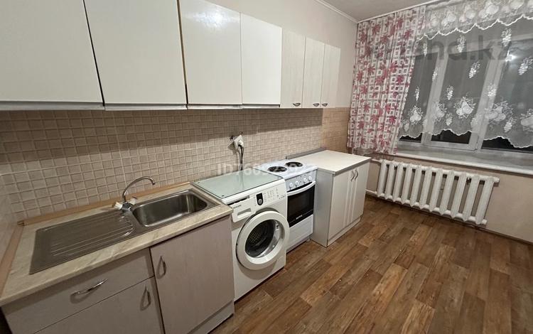 1-бөлмелі пәтер · 35 м² · 4/5 қабат, Темиржолшилар 111 — Защитинский мост, бағасы: 130 000 ₸ в Усть-Каменогорске, Ульбинский — фото 2