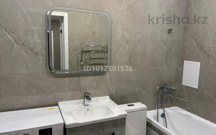 3-комнатная квартира · 70 м² · 3/6 этаж, И.Есенберлина 11 за 180 000 ₸ в Усть-Каменогорске — фото 2