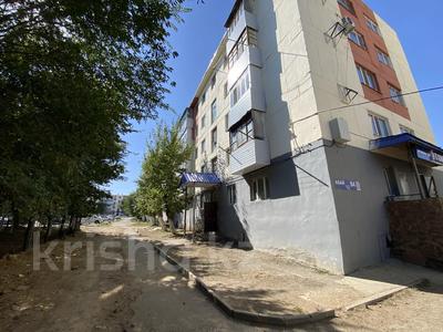 2-бөлмелі пәтер · 44 м² · 3/5 қабат, Абая 84, бағасы: 6 млн ₸ в Аркалыке