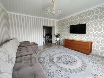 3-комнатная квартира · 95.7 м², мкр. Алтын орда, Баишева 7а — Облгаи за 33 млн ₸ в Актобе