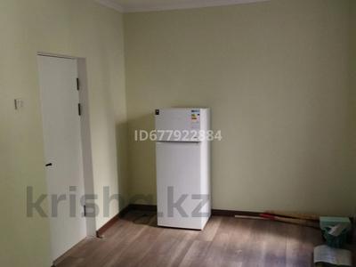 3-комнатная квартира · 60 м² · 1/5 этаж, проспект Кабанбай батыра 10б за 20 млн ₸ в Шымкенте