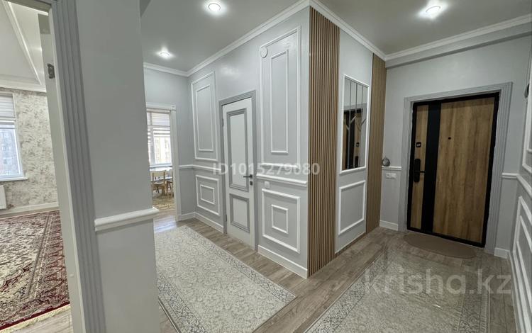 2-бөлмелі пәтер · 72.8 м² · 4/10 қабат, 19-ш/а. 34, бағасы: 43.9 млн ₸ в Актау, 19-й мкр — фото 2
