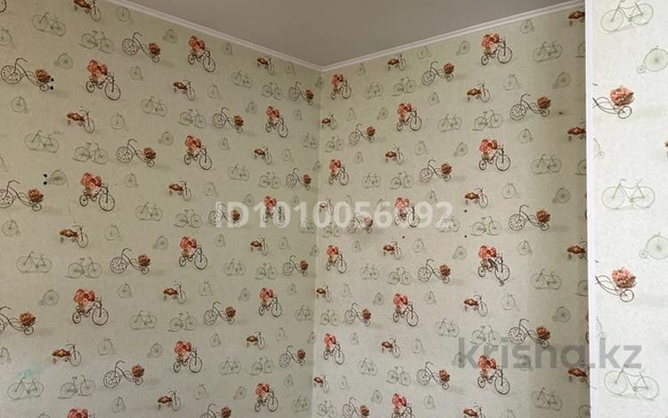 1-бөлмелі пәтер · 30 м² · 4 қабат, 10 мкр 10, бағасы: 10.5 млн ₸ в Аксае — фото 3