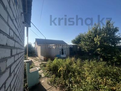 Отдельный дом · 4 комнаты · 105 м² · 10 сот., мкр. Зачаганск пгт, Узенькая 21 за 30 млн ₸ в Уральске