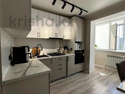 3-комнатная квартира · 72 м² · 4/5 этаж, мкр 8 13 — Алтай за 24.3 млн ₸ в Актобе