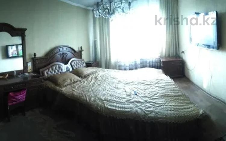 3-комнатная квартира, 55 м², 2/3 этаж помесячно, Гали-орманова за 130 000 〒 в Талдыкоргане — фото 2