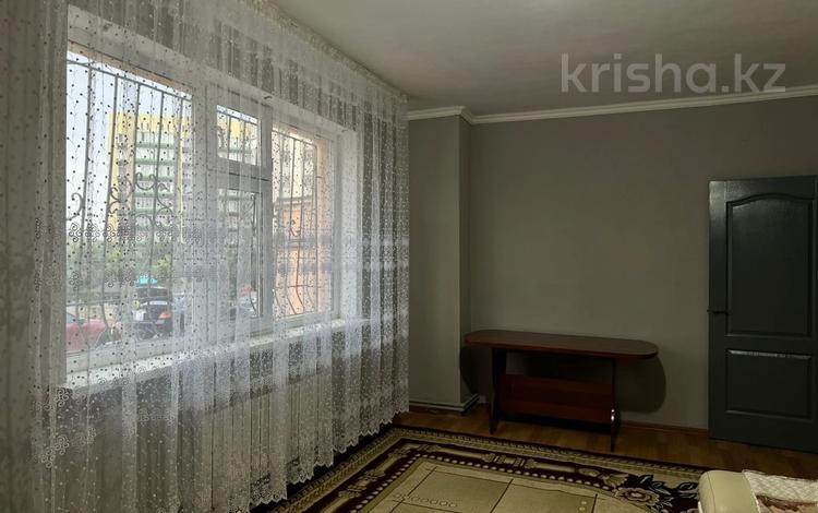 3-комнатная квартира, 80 м², 1/5 этаж помесячно, Нурсат 10 — Аргынбекова