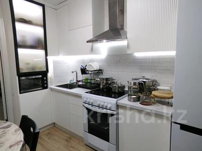 4-комнатная квартира · 110 м² · 7/10 этаж, Сатпаева 50/1 за 58.5 млн 〒 в Усть-Каменогорске