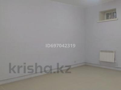 Офисы, магазины и бутики, склады, общепит, салоны красоты, бани, гостиницы и зоны отдыха, медцентры и аптеки, образование, развлечения · 129 м² за 18 млн 〒 в Актобе, мкр. Алтын орда