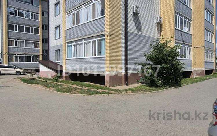 2-бөлмелі пәтер · 69 м² · 5/5 қабат, Некрасова 22, бағасы: 28 млн ₸ в Уральске — фото 2