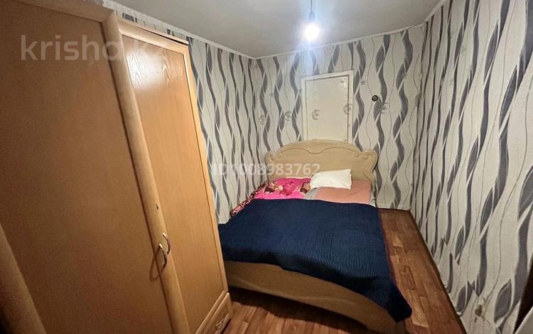 2-бөлмелі пәтер · 52 м² · 2/5 қабат, Бобровка, 35 кв 3кв 24, бағасы: 140 000 ₸ в Семее — фото 2