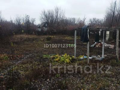 Дача · 1 комната · 15 м² · 8 сот., мкр Омега, Березка 10 за 3.5 млн 〒 в Уральске