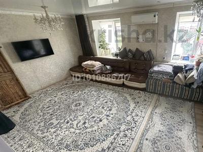 3-бөлмелі пәтер · 60 м² · 6/6 қабат, мкр 8, Бр.Жубановых — Угол ул.Сатпаева, бағасы: 17 млн ₸ в Актобе