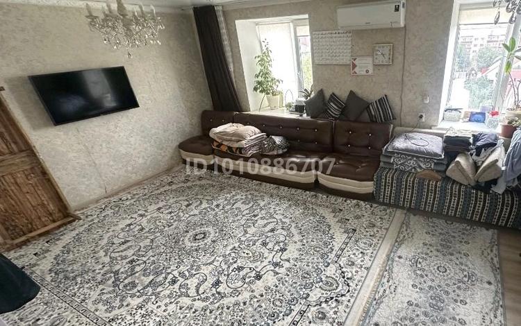 3-бөлмелі пәтер · 60 м² · 6/6 қабат, мкр 8, Бр.Жубановых — Угол ул.Сатпаева, бағасы: 17 млн ₸ в Актобе — фото 2