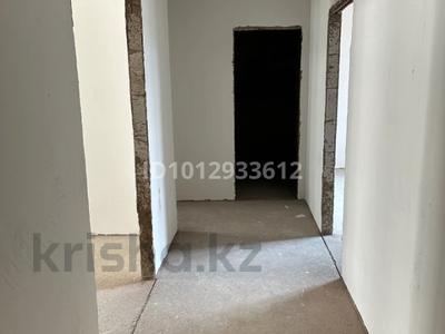 2-бөлмелі пәтер · 65 м² · 5/9 қабат, мкр Уркер, Е 797 2, бағасы: 34 млн ₸ в Астане, Нура р-н