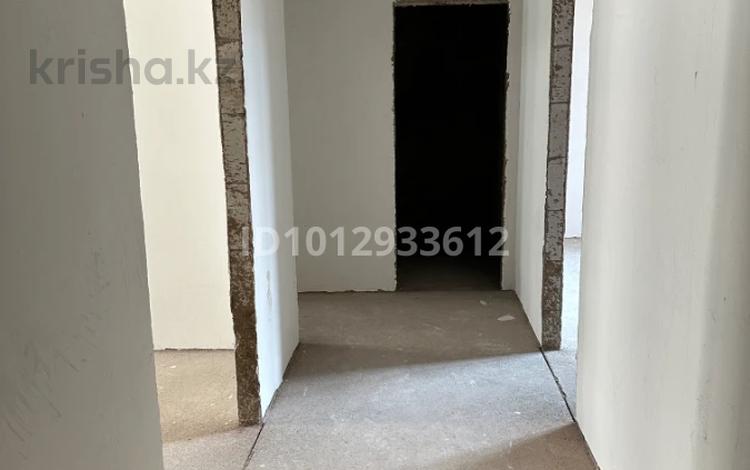 2-бөлмелі пәтер · 65 м² · 5/9 қабат, мкр Уркер, Е 797 2, бағасы: 34 млн ₸ в Астане, Нура р-н — фото 2