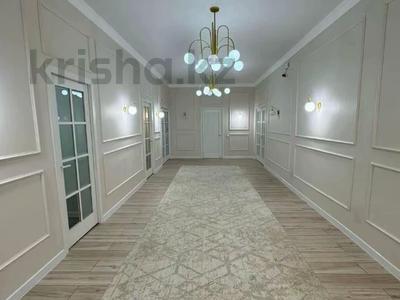 3-комнатная квартира · 170 м² · 10/12 этаж, 16-й мкр 33/7 за 350 000 ₸ в Актау