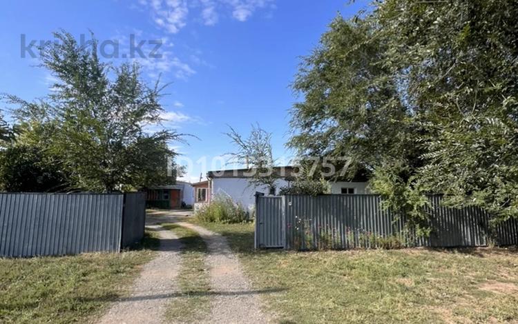 Отдельный дом · 3 комнаты · 80 м² · 25 сот., Гагарина 47 за 26 млн ₸ в Арайлы — фото 2