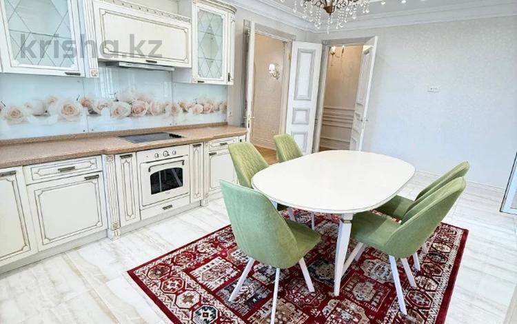 6-комнатная квартира · 290 м² · 5/15 этаж, Керей и Жанибек хандар 14/2 — Ботанический сад за 210 млн ₸ в Астане, Есильский р-н — фото 11