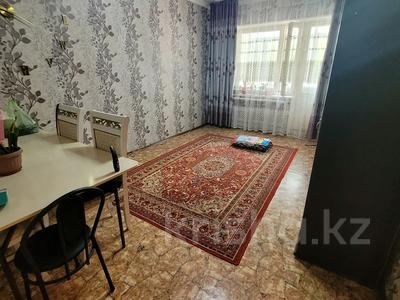 3-комнатная квартира · 67 м² · 2/5 этаж, мынбулак 7 — 3-х улучш.2эт.не угл 9мкр за 18.5 млн ₸ в Таразе