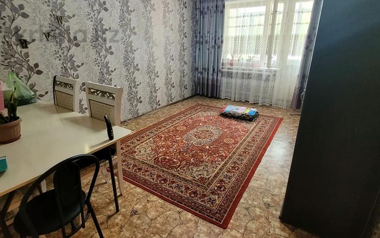 3-комнатная квартира · 67 м² · 2/5 этаж, мынбулак 7 — 3-х улучш.2эт.не угл 9мкр за 18.5 млн ₸ в Таразе — фото 2