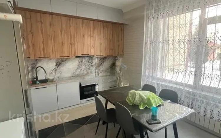 2-бөлмелі пәтер · 70 м² · 1/3 қабат, Шамшырак — КЕРЕМЕТ локация / Хабарласыңыздар, бағасы: 34.6 млн ₸ в Алматы, Алатауский р-н — фото 3