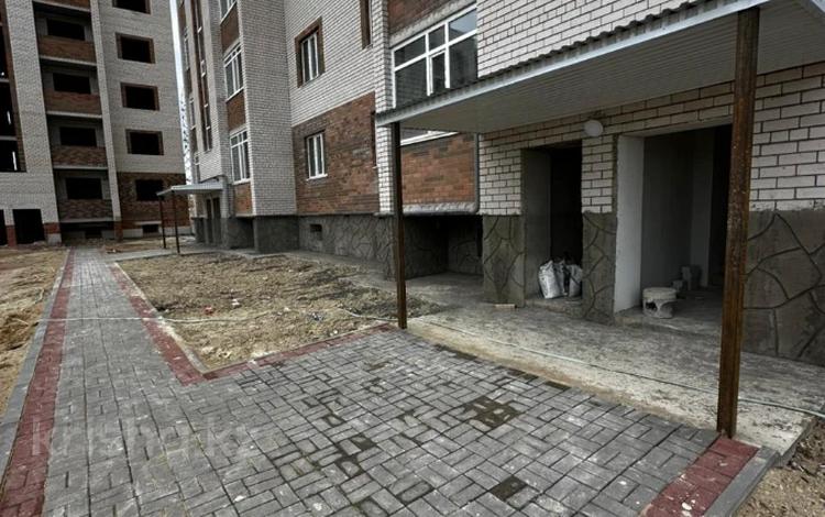 2-комнатная квартира · 73.4 м² · 4/5 этаж, мкр. Алтын орда 13 за 14 млн ₸ в Актобе — фото 5