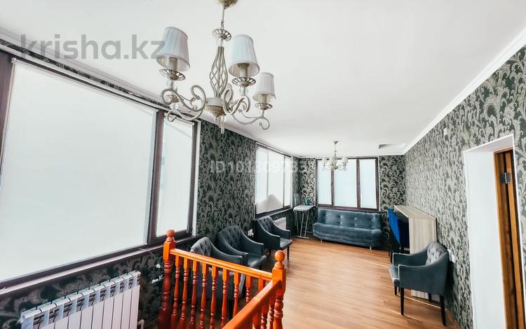 4 комнаты · 250 м², мкр Нур Алатау, Шукирова — Исиналиева за 70 000 ₸ в Алматы, Бостандыкский р-н — фото 2