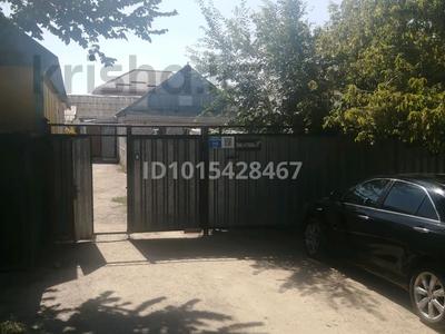 Отдельный дом · 3 комнаты · 99 м² · 4 сот., Айбергенов за 17 млн ₸ в Актобе, мкр Гормолзавод