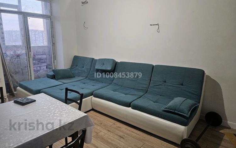 2-бөлмелі пәтер · 40 м² · 6/9 қабат, мкр Юго-Восток, Шахтеров 68а — возле Дома Дружбы, напротив ТД Мечта, бағасы: 25 млн ₸ в Караганде, Казыбек би р-н — фото 2