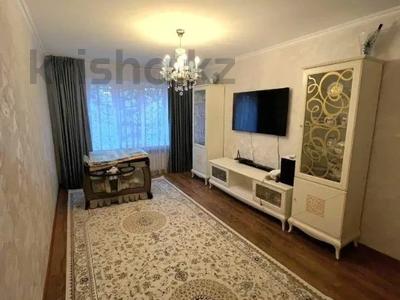 4-комнатная квартира · 82 м² · 2/5 этаж, мкр Мамыр-1 — Шаляпина за 55 млн 〒 в Алматы, Ауэзовский р-н