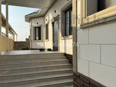 Отдельный дом · 6 комнат · 240 м² · 8 сот., мкр Самал-3 1ю — Шубаркол - Под бизнес за 125 млн 〒 в Шымкенте, Абайский р-н