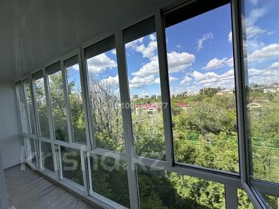 4-комнатная квартира · 77 м² · 5/5 этаж, мкр Новый Город, Гоголя 56 за 25 млн 〒 в Караганде, Казыбек би р-н