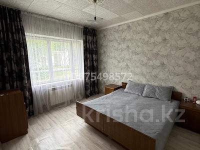 3-бөлмелі пәтер · 62.8 м² · 1/4 қабат, 11-й микрорайон, Валиханова 213Б — Валиханова, бағасы: 26 млн ₸ в Шымкенте, Енбекшинский р-н