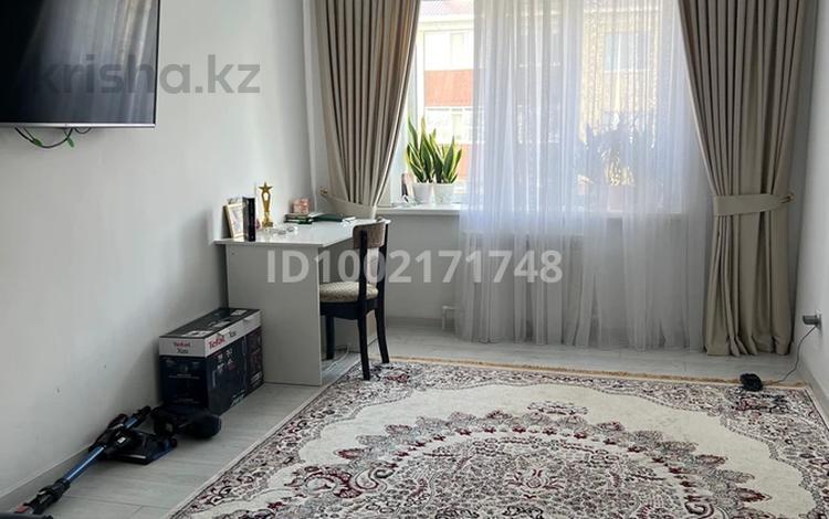 2-бөлмелі пәтер · 55 м² · 2/3 қабат, Нур Актобе 54к, бағасы: 18.5 млн ₸ — фото 2