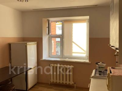 1-комнатная квартира · 43 м² · 1/5 этаж, мкр. Зачаганск пгт, Ул. Монкеулы 95 за 100 000 〒 в Уральске