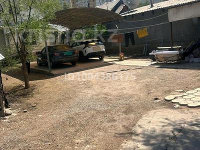 Отдельный дом · 7 комнат · 180 м², Тургут Озалы 255 — ул Сатпаева Тургут Озалы за 1 млн 〒 в Алматы, Бостандыкский р-н