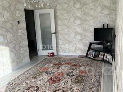 3-комнатная квартира · 61.8 м² · 1/2 этаж, Женис 1 — Дом находится возле остоновки и магазин за 10 млн ₸ в Актобе, жилой массив Курайлы