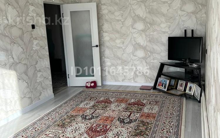 3-комнатная квартира · 61.8 м² · 1/2 этаж, Женис 1 — Дом находится возле остоновки и магазин за 10 млн ₸ в Актобе, жилой массив Курайлы — фото 2
