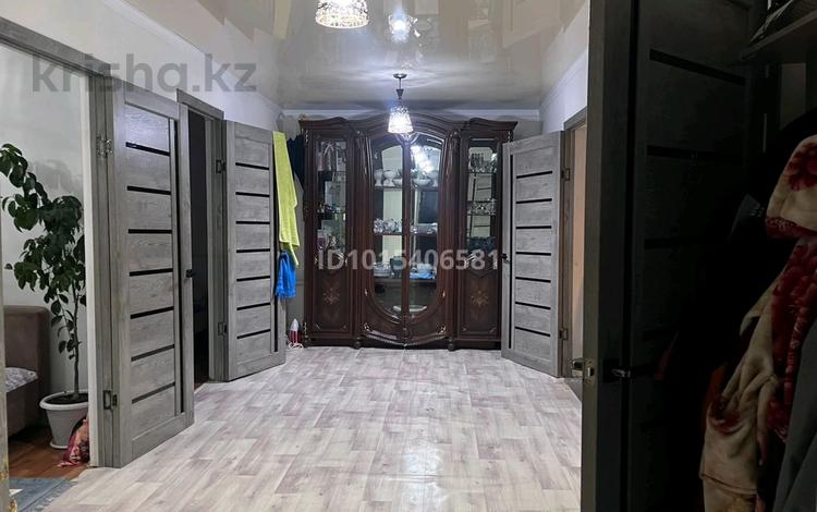 Отдельный дом · 3 комнаты · 80 м² · 6 сот., мкр Восточный, Дутова 14/2 за 25 млн ₸ в Талдыкоргане — фото 2