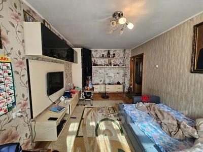 2-бөлмелі пәтер · 43 м² · 4/4 қабат, Микрорайон 9, бағасы: 25 млн ₸ в Алматы, Ауэзовский р-н