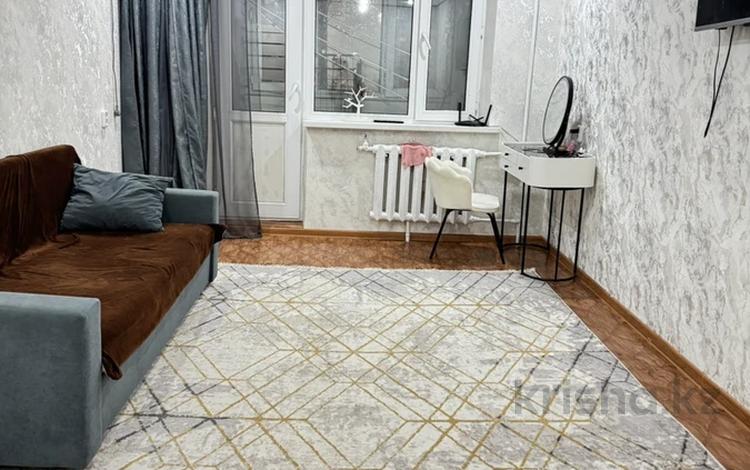 1-бөлмелі пәтер · 30.5 м² · 3/5 қабат, Алашахана 20 — Сейфуллина, бағасы: 10 млн ₸ в Жезказгане — фото 2