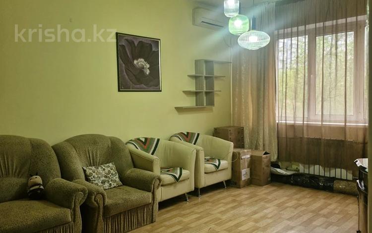 2-бөлмелі пәтер · 62 м² · 2/5 қабат, мкр Аксай-5 7, бағасы: 36.5 млн ₸ в Алматы, Ауэзовский р-н — фото 2